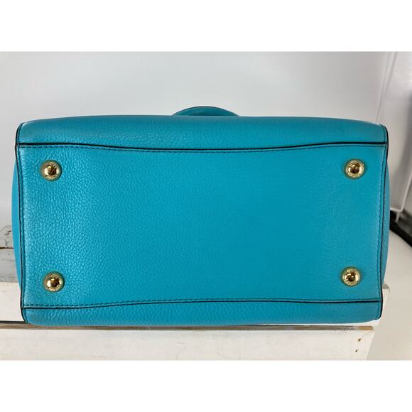 MICHAEL KORS, LARGE BLUE PEBBLED LEATHER HANDBAG - Picture 11 of 16